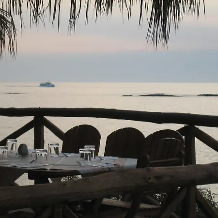 Villaggio Formicoli 3* Capo Vaticano